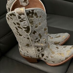 Ariat Gray and Gold Ankle Boots